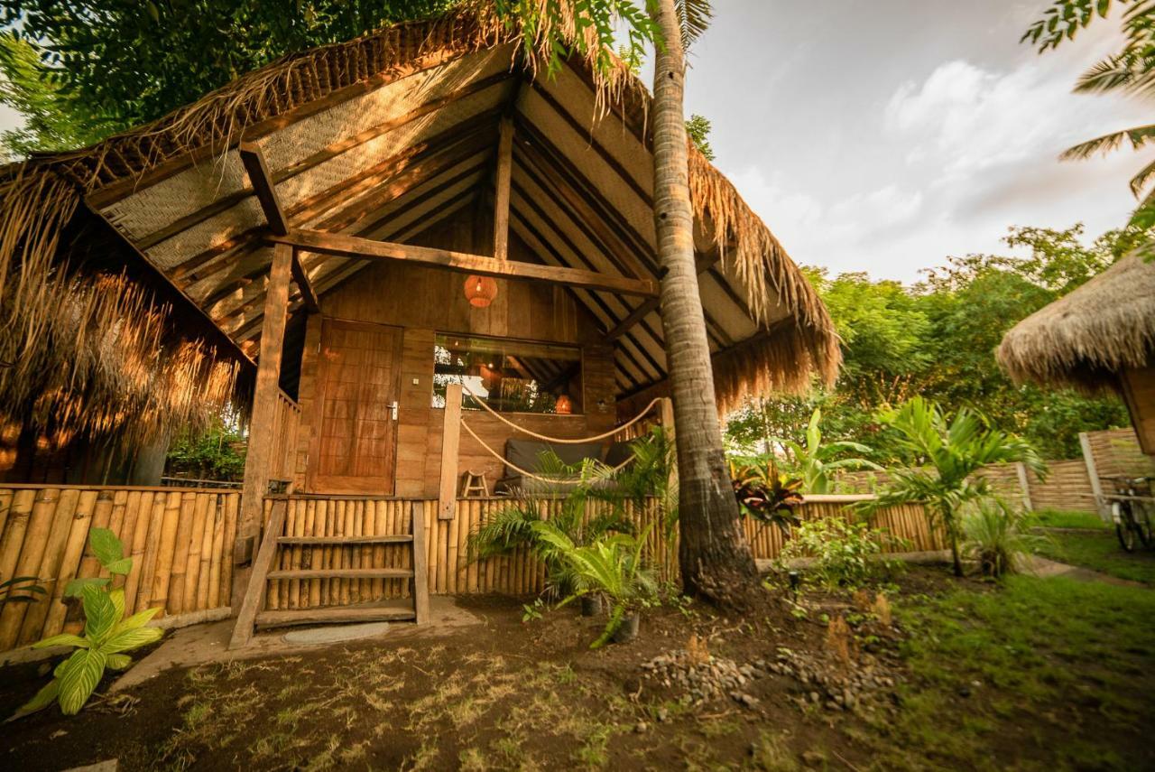 Musa Villas And Bungalows Gili Air Exterior photo